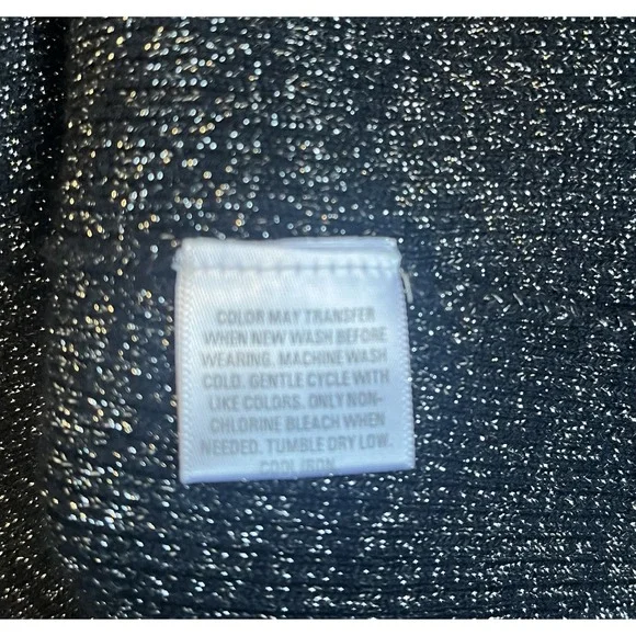 Style & Co Sz M Sweater Black Silver Gold Metallic Turtleneck Classic Party Top - Picture 6 of 7